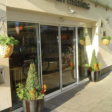 Hotel Petersburg Superior Dusseldorf Bagian luar foto