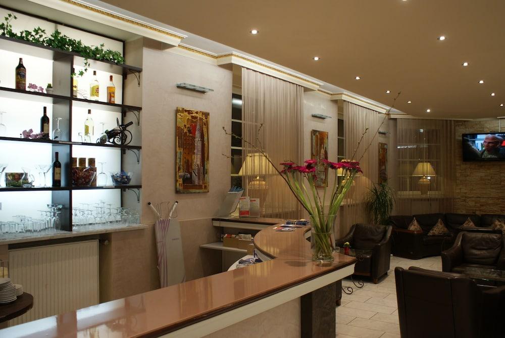 Hotel Petersburg Superior Dusseldorf Bagian luar foto