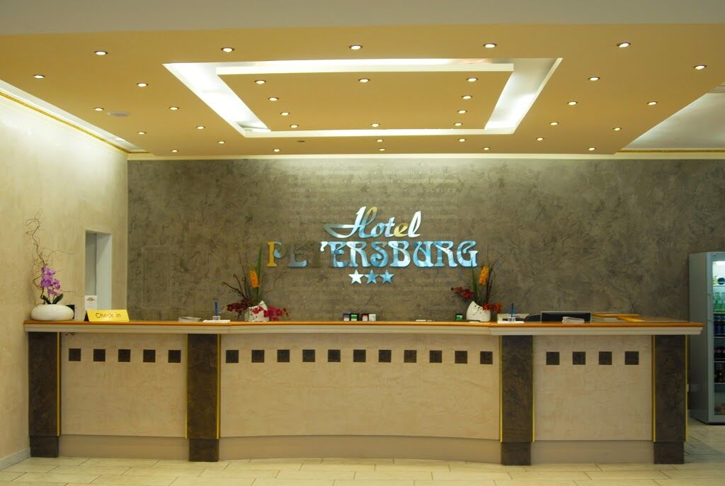 Hotel Petersburg Superior Dusseldorf Bagian luar foto